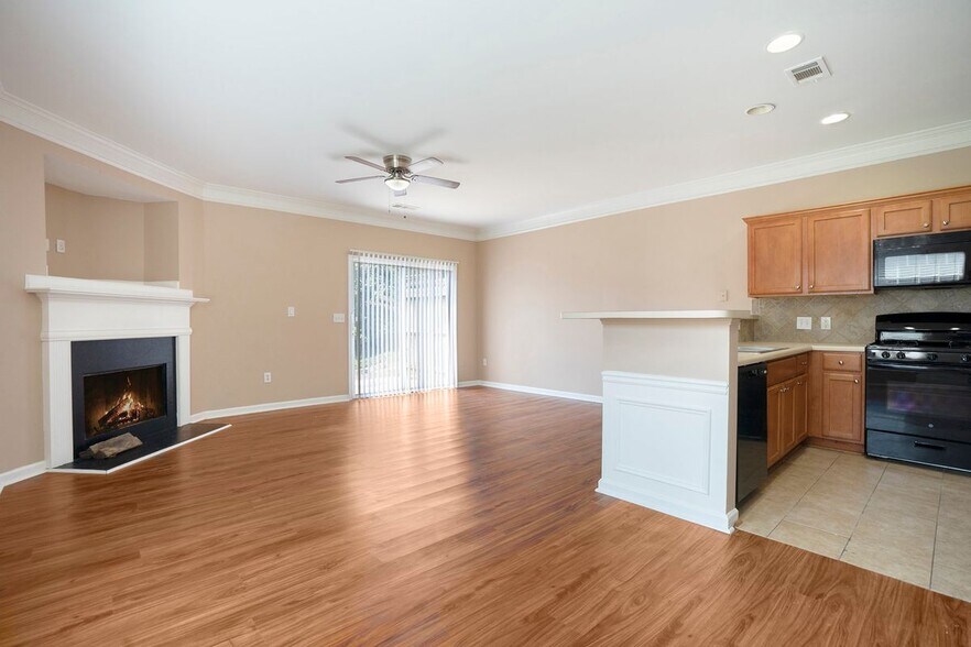 Building Photo - 804 Arbor Gate Ln