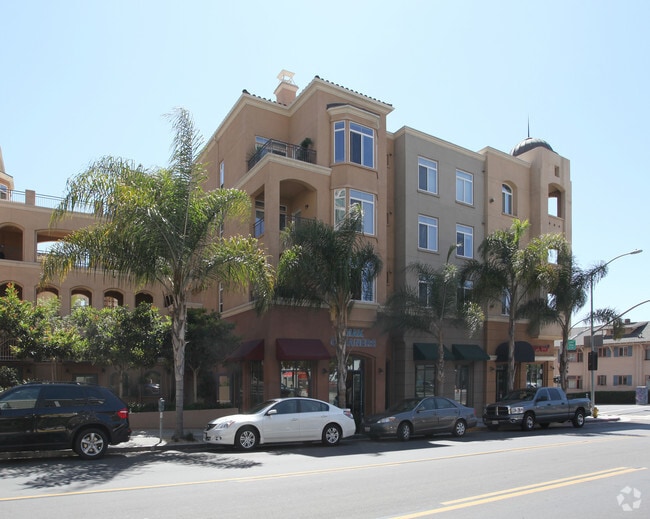Building Photo - Laurel Bay