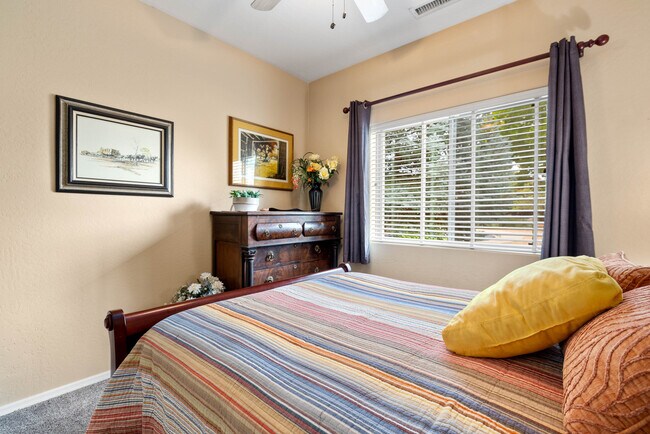 Building Photo - 5529 N Bremont Ct
