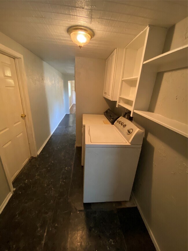 Building Photo - 109 Birchwood Dr