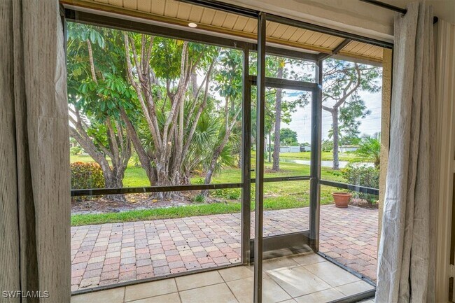 Building Photo - 2009 Pine Isle Ln