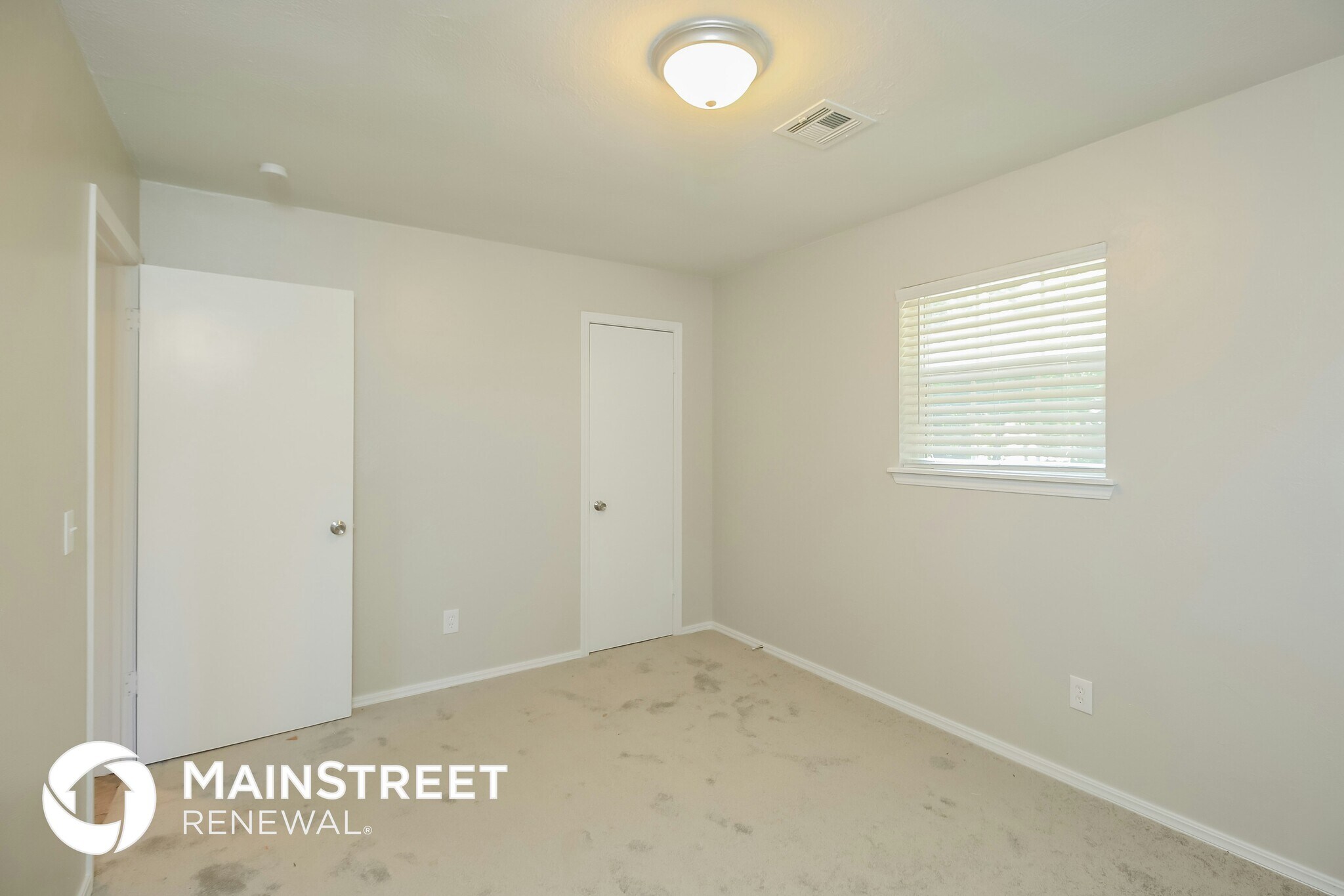 Building Photo - 1153 Elmhurst St