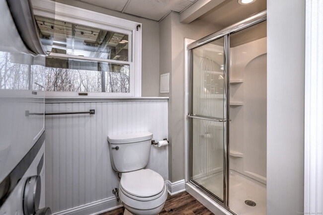 Building Photo - 155 Pastors Walk