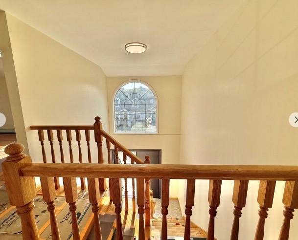 Building Photo - 1604 Robertson Pl