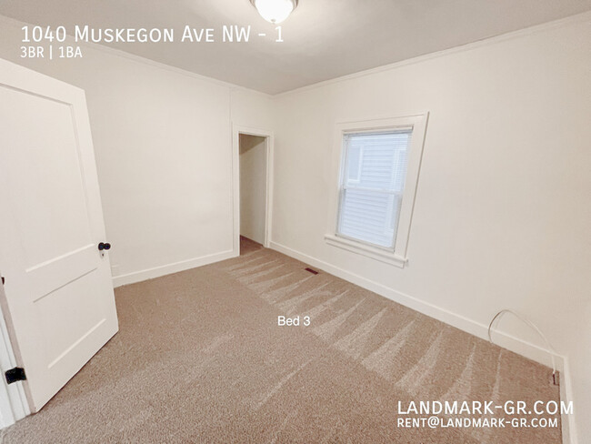 Building Photo - 1040 Muskegon Ave NW
