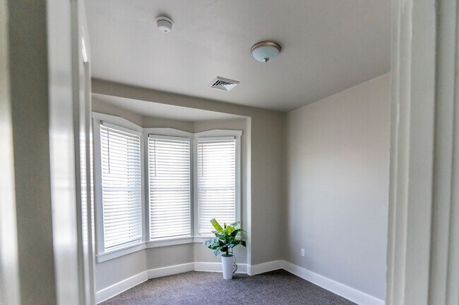 Building Photo - Market Street Commons A