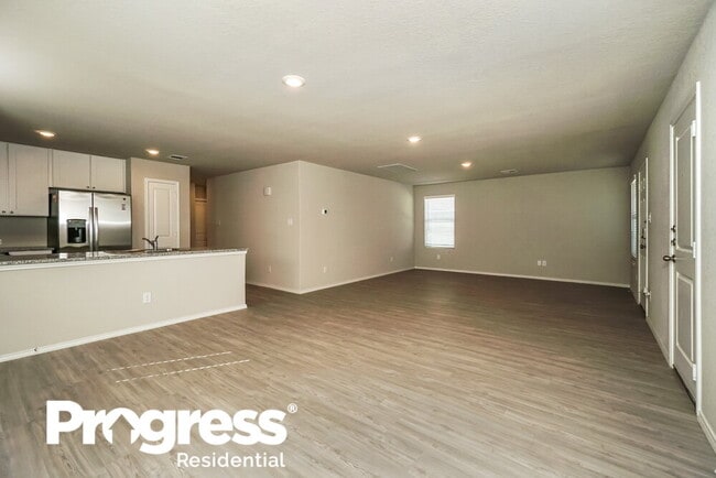 Building Photo - 10518 Varmus Dr