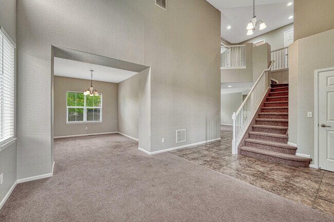 Building Photo - 5643 S Biloxi Way