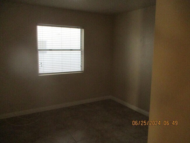 Building Photo - 8216 Grassy Point Cir