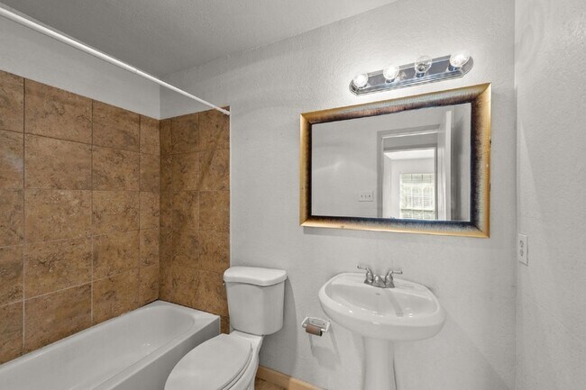 Building Photo - 8510 Gatlinburg Dr