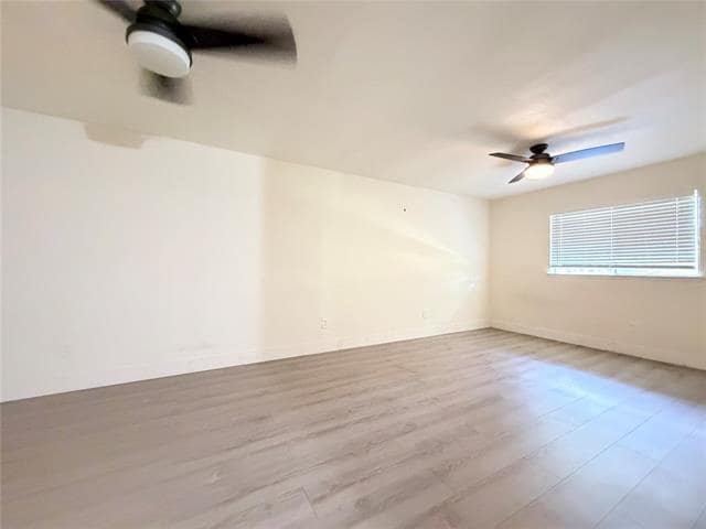 Building Photo - 706 Jamestown Dr