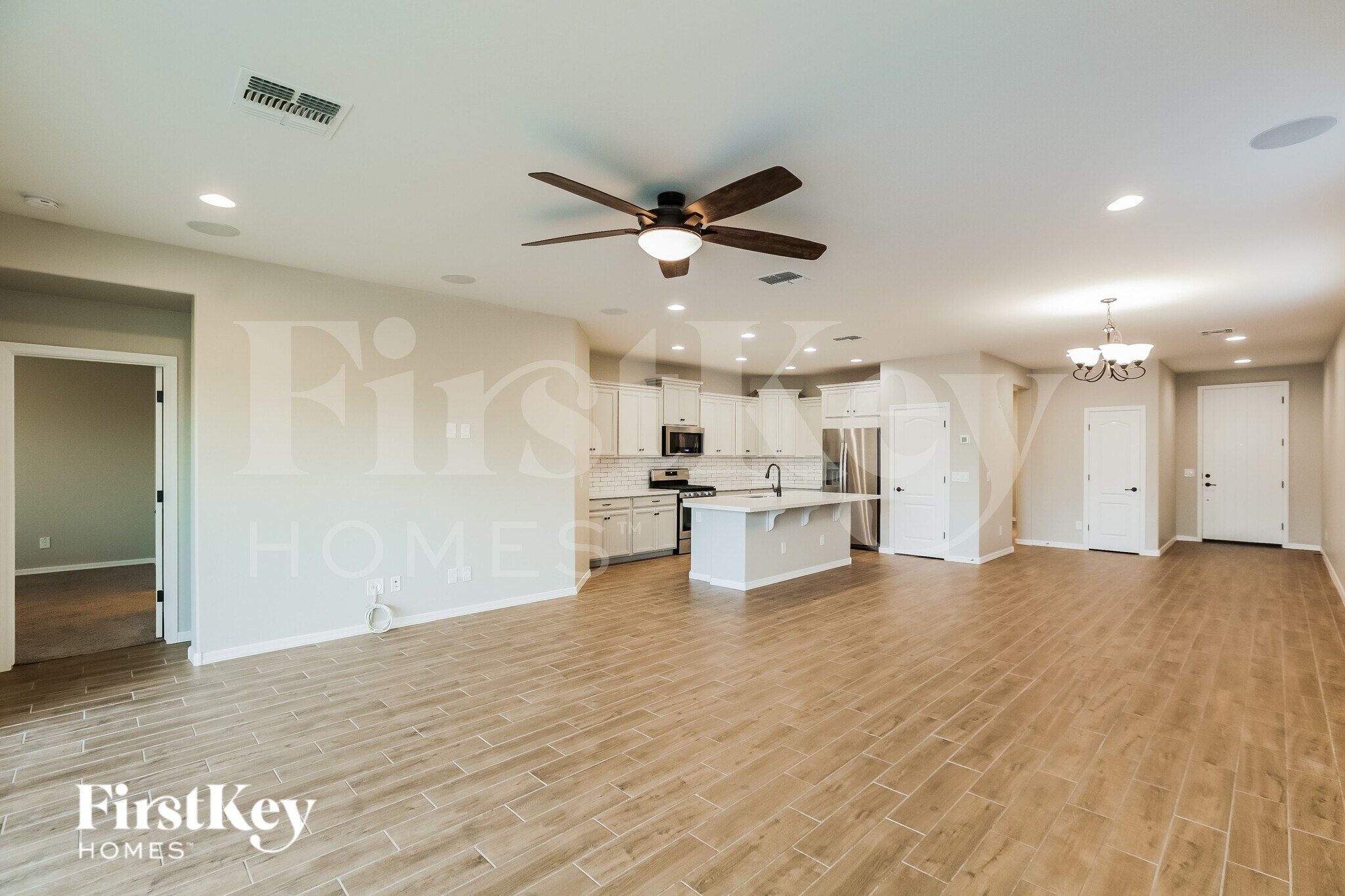 Building Photo - 19748 W Devonshire Ave