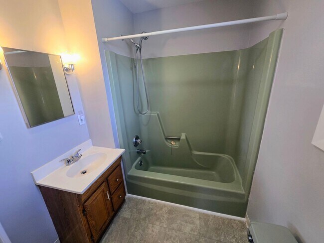 Building Photo - 4157 Reliance St