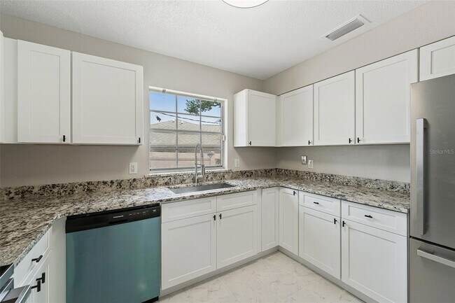 Building Photo - 47 Kathy Dr