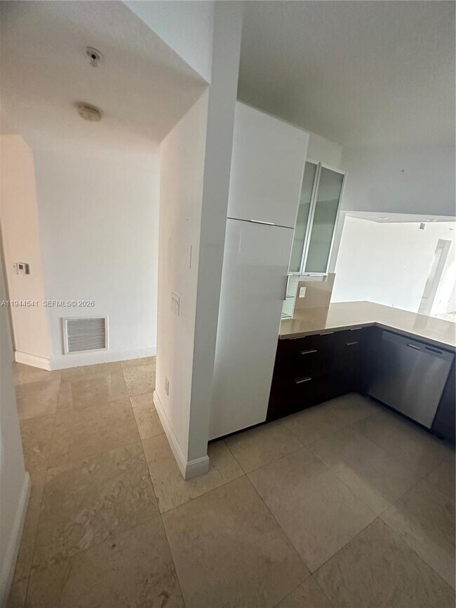 Building Photo - 10730 NW 66th St