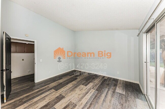 Building Photo - 12365 Marquette Ct