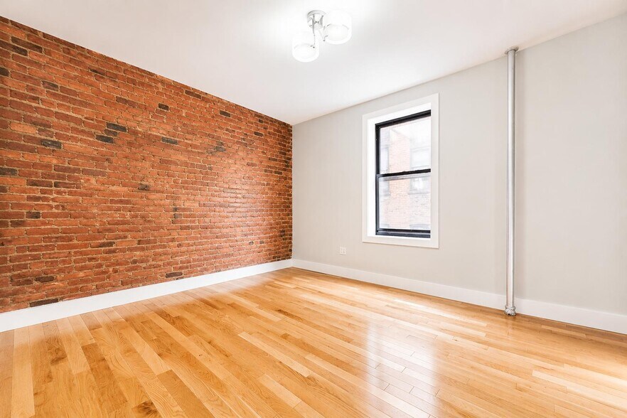 Building Photo - 54 Vermilyea Ave