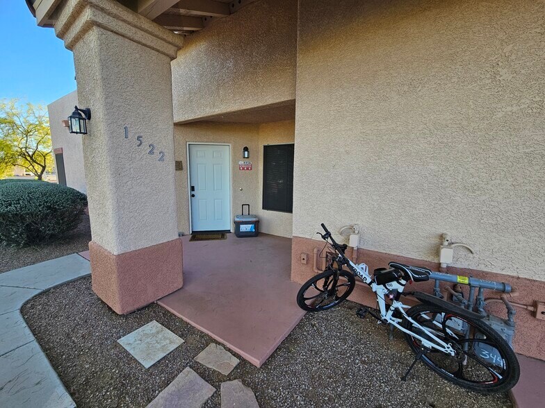 Building Photo - 1522 N Paseo La Tinaja