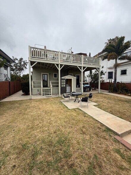 Building Photo - 2449 G St