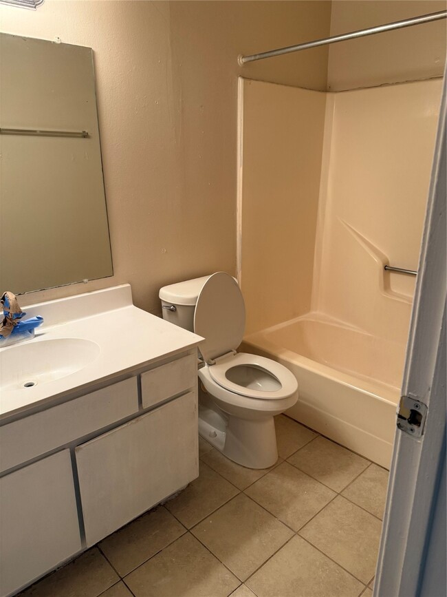 Building Photo - 6706 Tamar Dr