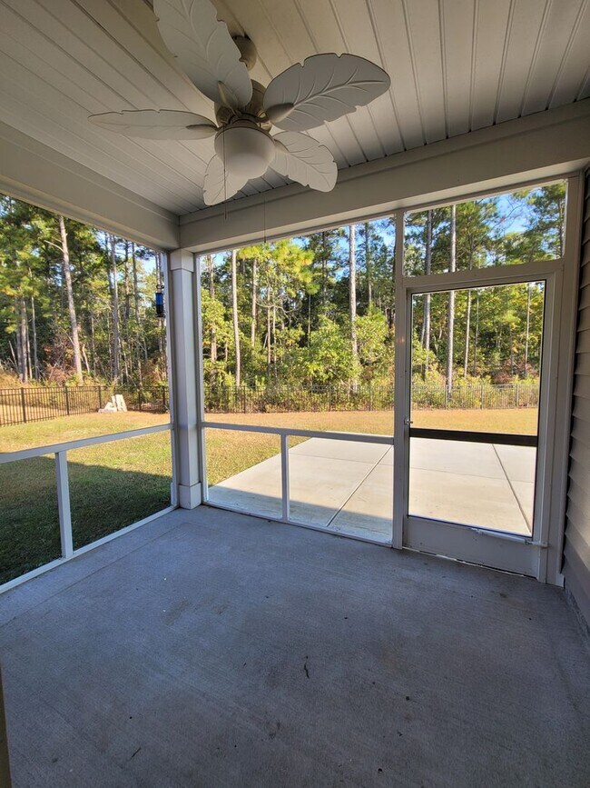 Building Photo - Desireable 4 Bedroom home in The Farm