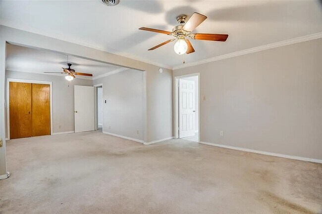Building Photo - 2322 Ansbury Dr