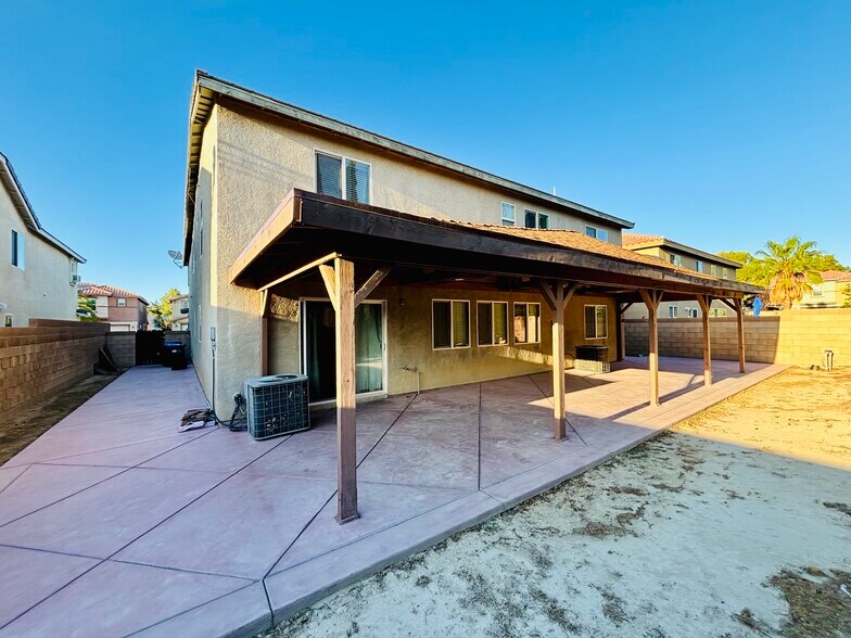 Building Photo - 2064 W Avenue K6