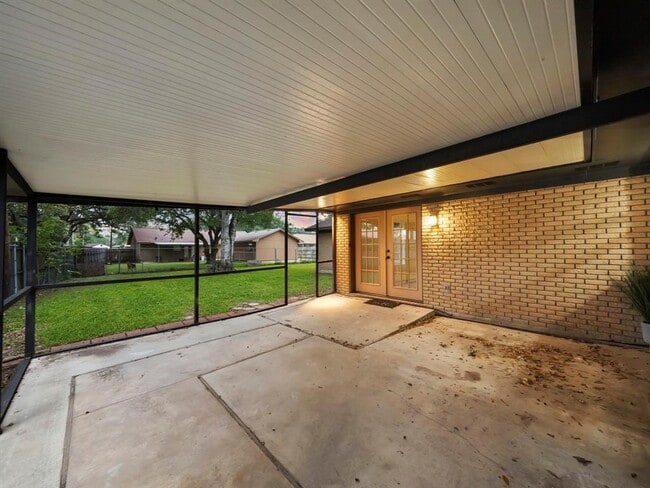 Building Photo - 1717 Edna Ave