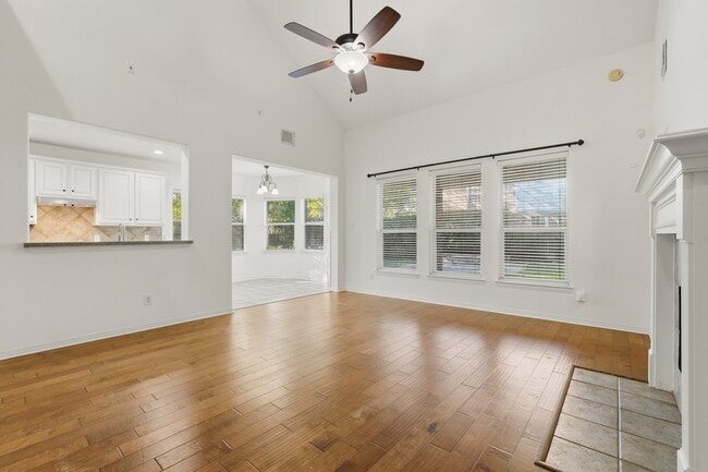 Building Photo - 3014 Northshire Ct