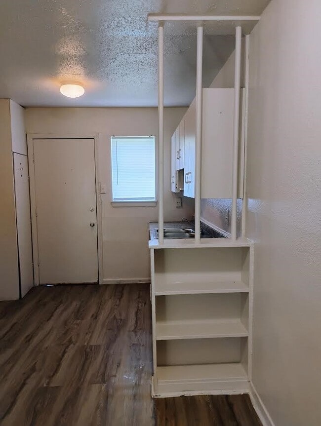 Building Photo - 4203 Dawson Ln