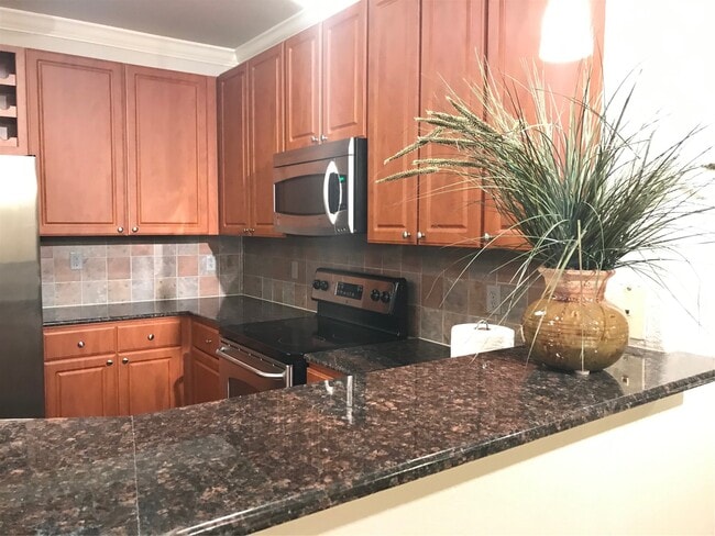 Building Photo - 1711 Old Spanish Trl