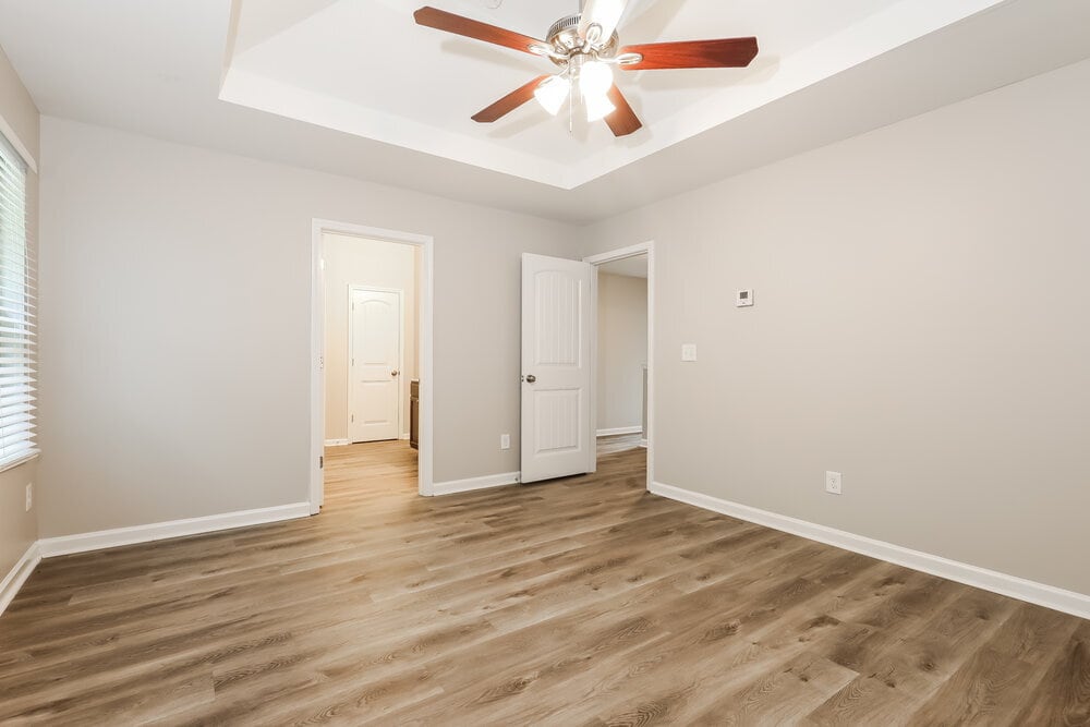 Building Photo - 6596 Woodwell Dr