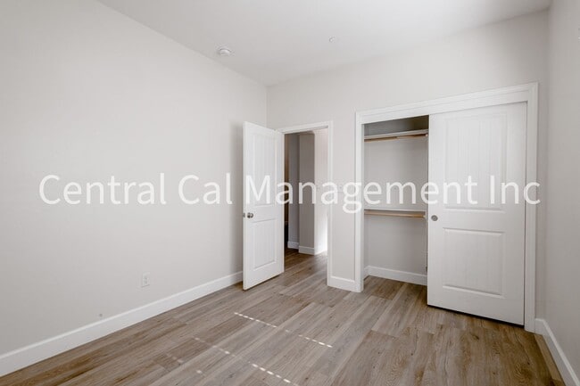 Building Photo - 4 bedroom/3 Bath Home with Solar in the Southwest - $3195 Per Month!