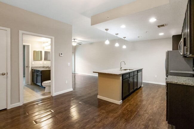 Building Photo - 3617 High Ridge Rd