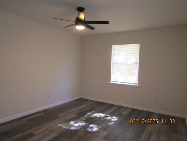 Building Photo - Remodeled three-bedroom home located in th...