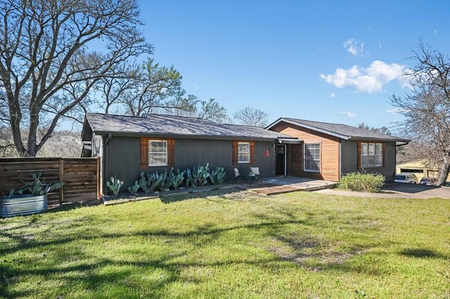 Primary Photo - 6314 Walnut Hills Dr