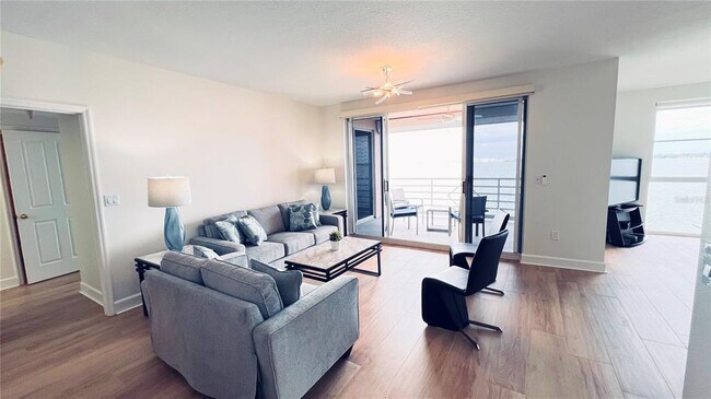 Building Photo - 4981 Bacopa Ln S