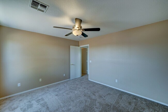 Building Photo - AVAILABLE NOW!!! Oversized Bedrooms in Johnson Ranch