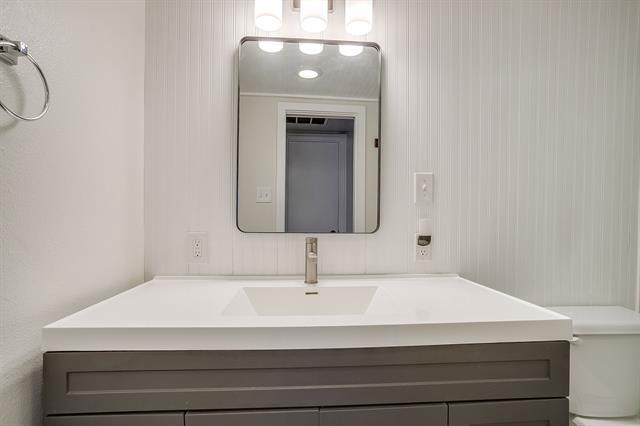 Building Photo - 4420 Harlanwood Dr