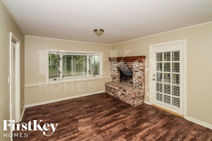 Building Photo - 1416 Brewster Cir