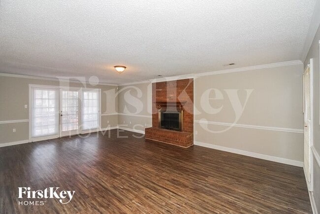 Building Photo - 4379 Richwood Pl