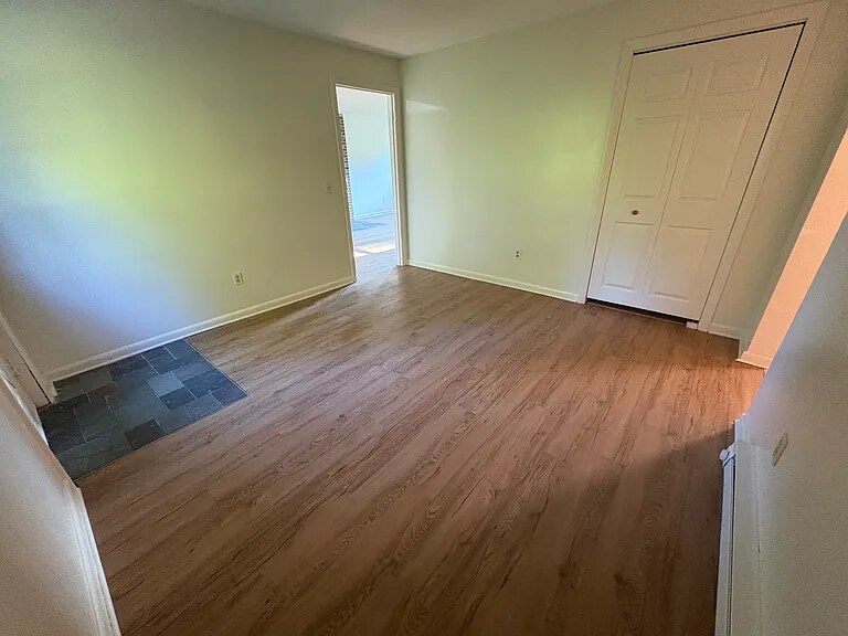 Building Photo - 6 Graves St