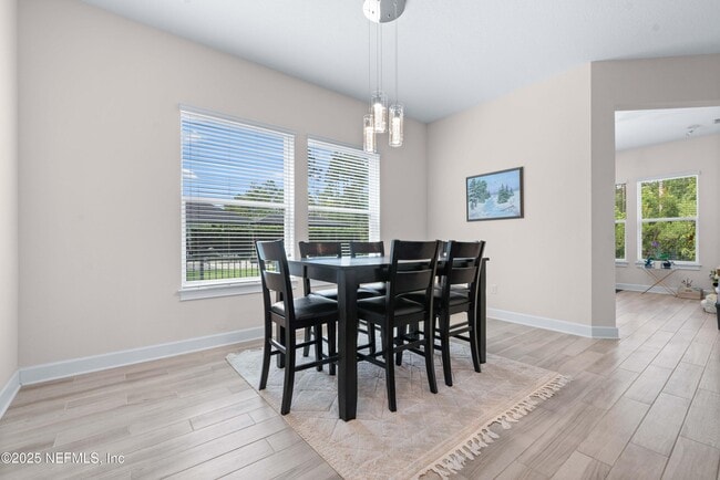 Building Photo - 136 Village Grande Dr