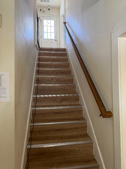 Building Photo - 3220 Brightwood Ave