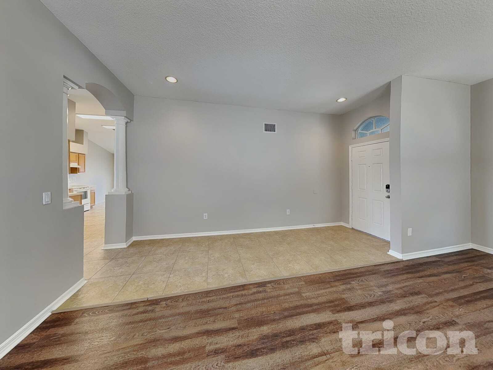 Building Photo - 1926 Sean Wood Cir