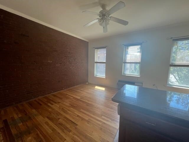 Building Photo - 310 9th St