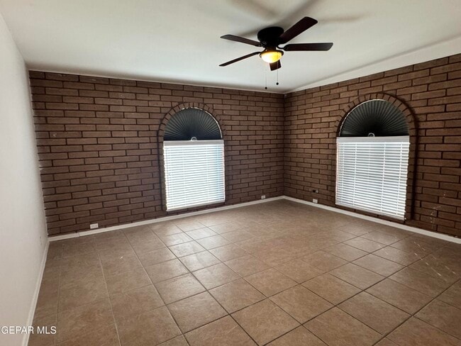 Building Photo - 6209 Airport Rd