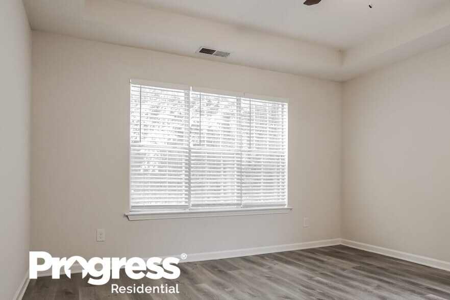 Building Photo - 1427 Isleworth Cir