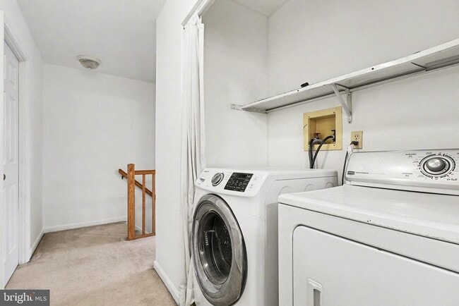 Building Photo - 503 Barrington Ct