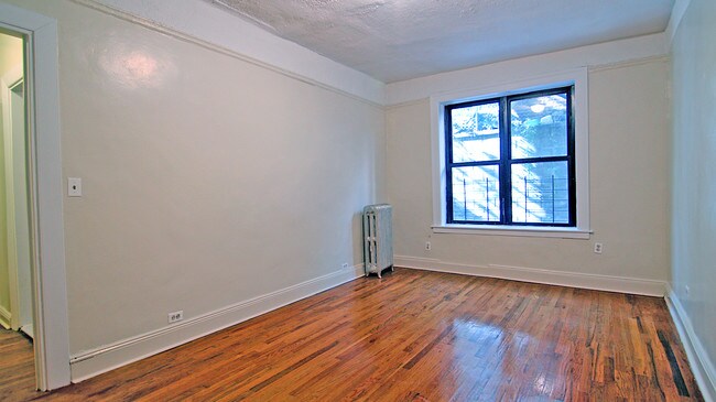 Floorplan - 1649 Nelson Ave